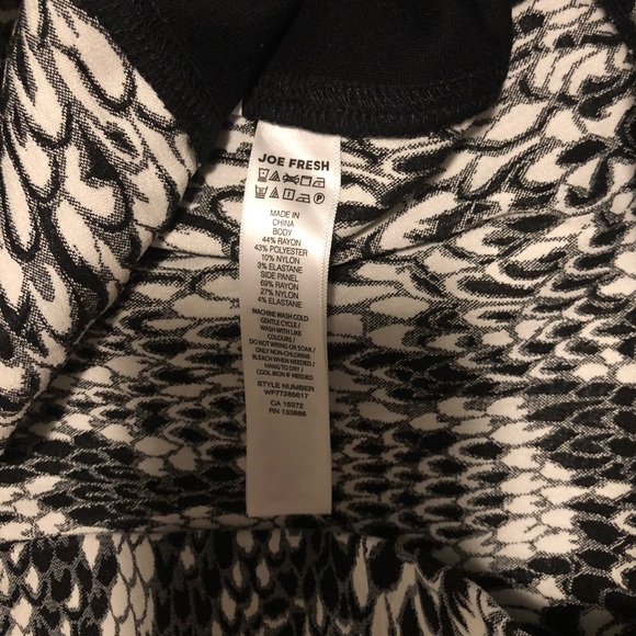 Joe Fresh black and white snake skin pencil skirt - Picture 7 of 7